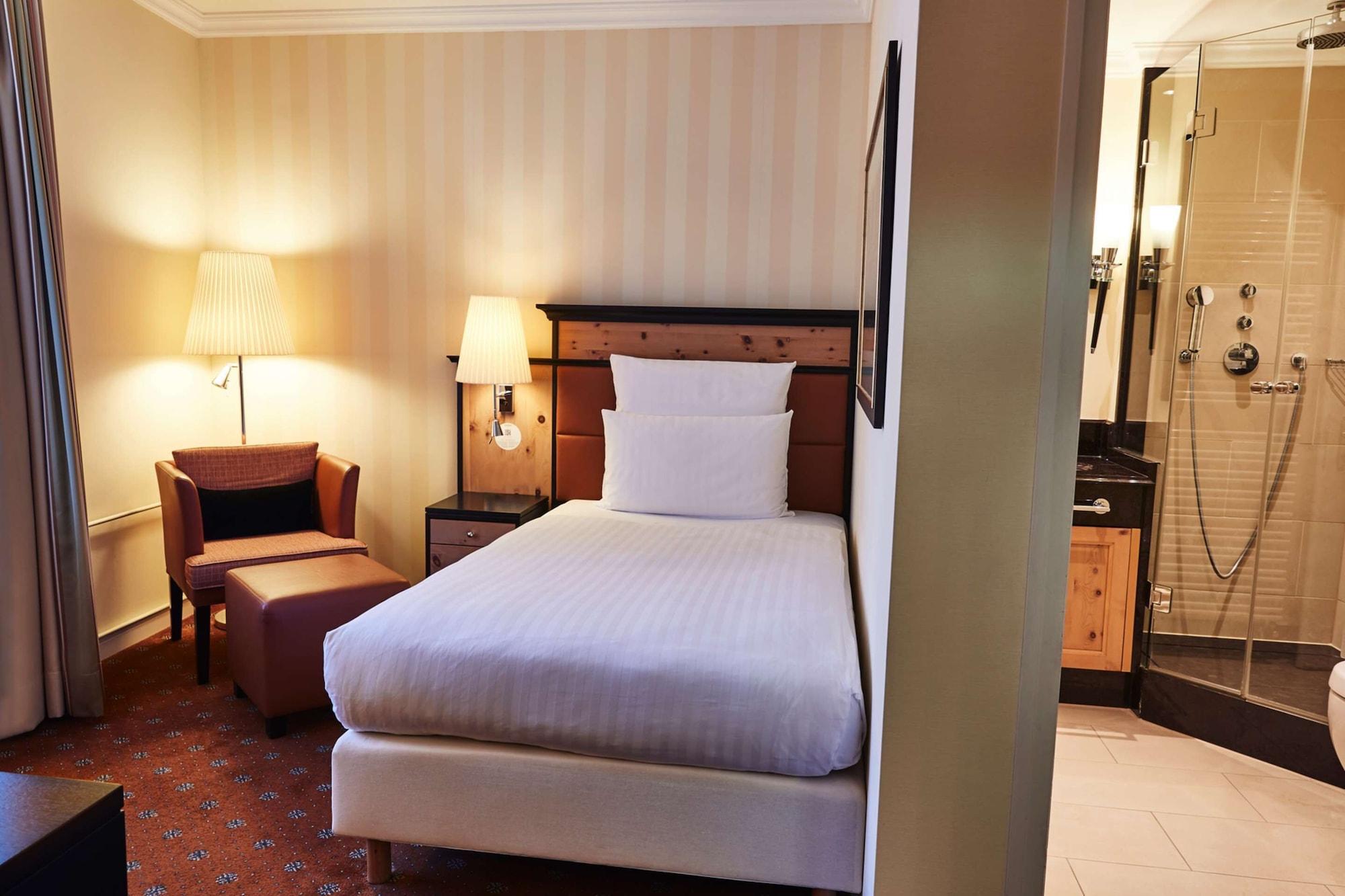 Hotel Steigenberger Grandhotel Belvedere 5*